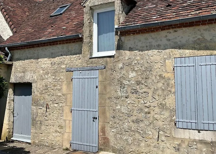 Charming Percheron House *